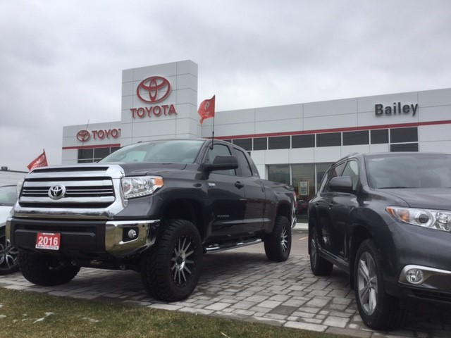 TOYOTA TUNDRA